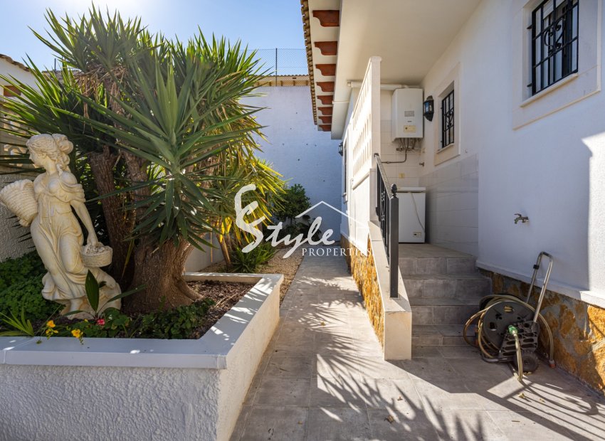 Resale - Villa - Orihuela-Costa - Villas Andrea