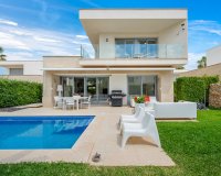 Resale - Villa - Orihuela Costa  - Vistabella Golf