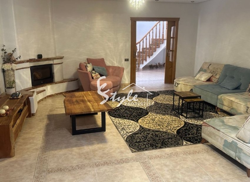 Resale - Villa - Orihuela