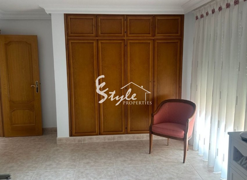 Resale - Villa - Orihuela