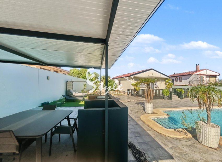 Resale - Villa - Pilar de la Horadada - Pinar De Campoverde