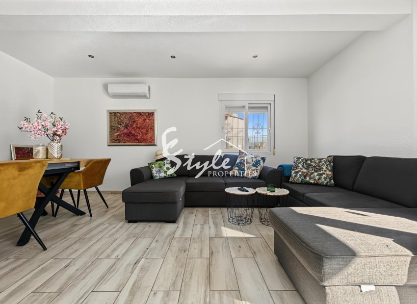 Resale - Villa - Pilar de la Horadada - Pinar De Campoverde