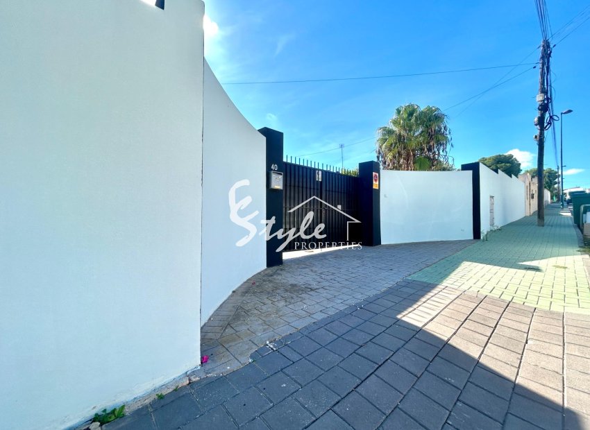 Resale - Villa - Pilar de la Horadada - Pinar De Campoverde