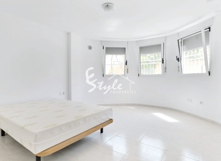 Resale - Villa - Pinar De Campoverde