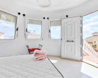 Resale - Villa - Pinar De Campoverde