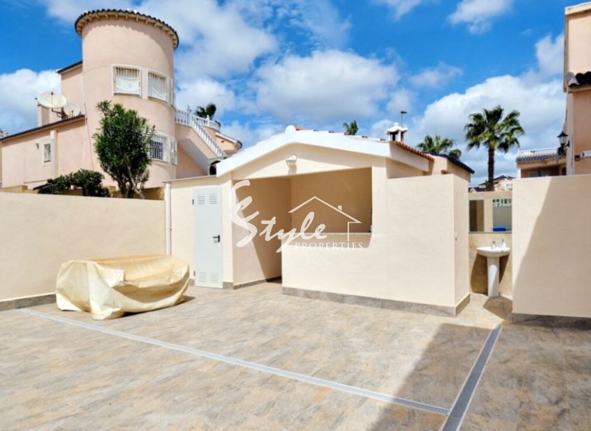 Resale - Villa - Pinar De Campoverde