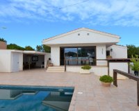 Resale - Villa - Pinar De Campoverde
