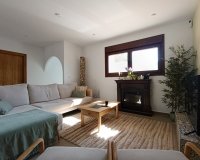 Resale - Villa - Pinar De Campoverde