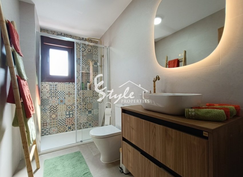 Resale - Villa - Pinar De Campoverde