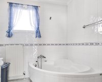 Resale - Villa - Pinar De Campoverde