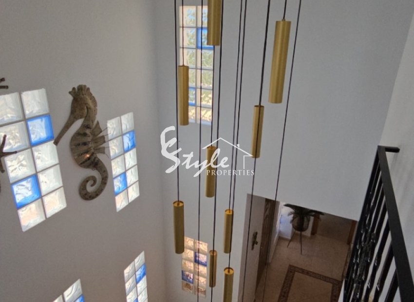 Resale - Villa - Pinar De Campoverde