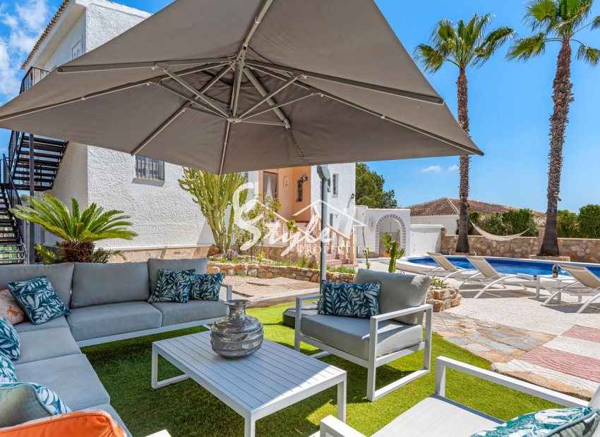 Resale - Villa - Pinar De Campoverde