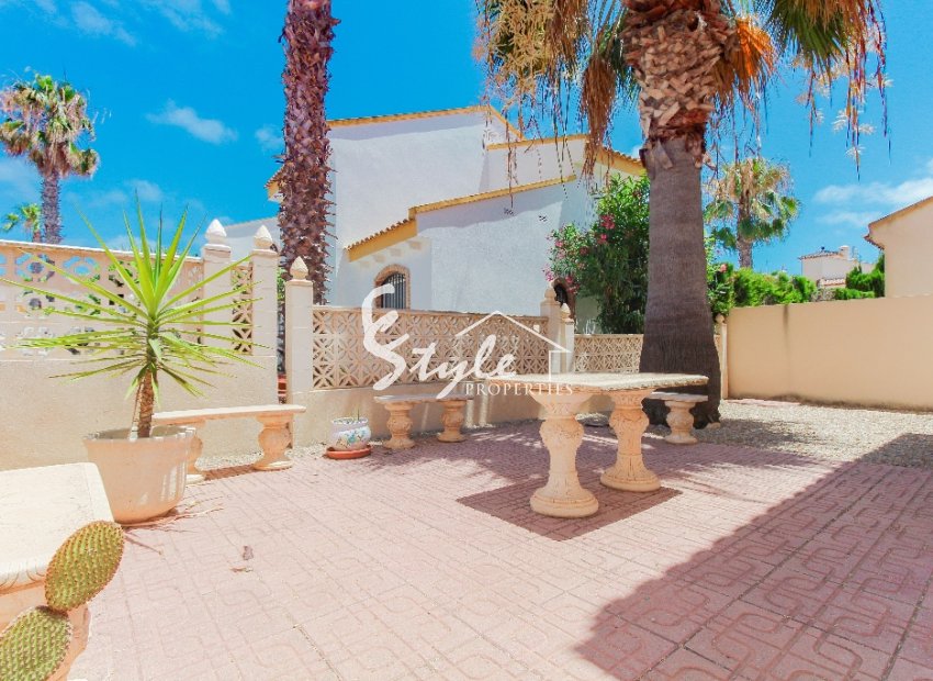 Resale - Villa - Playa Flamenca
