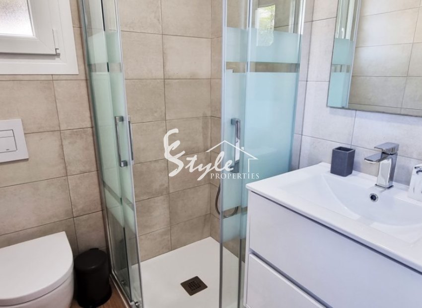 Resale - Villa - Playa Flamenca