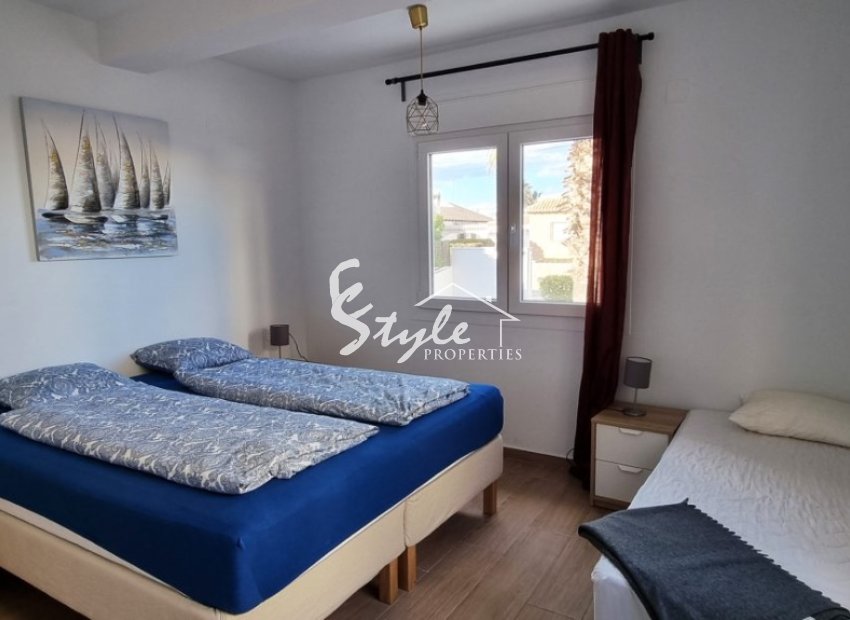 Resale - Villa - Playa Flamenca