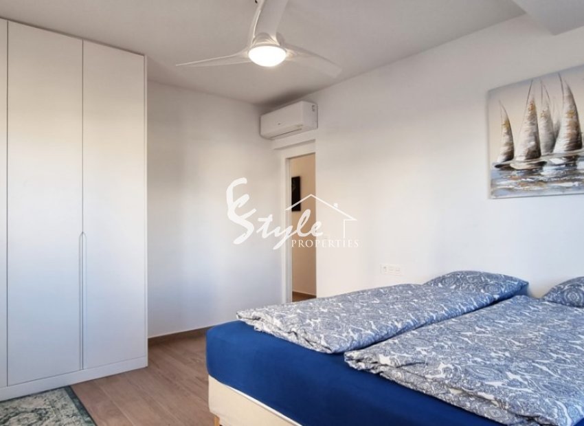 Resale - Villa - Playa Flamenca