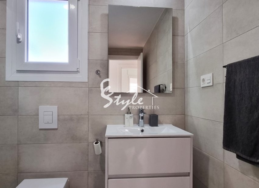 Resale - Villa - Playa Flamenca