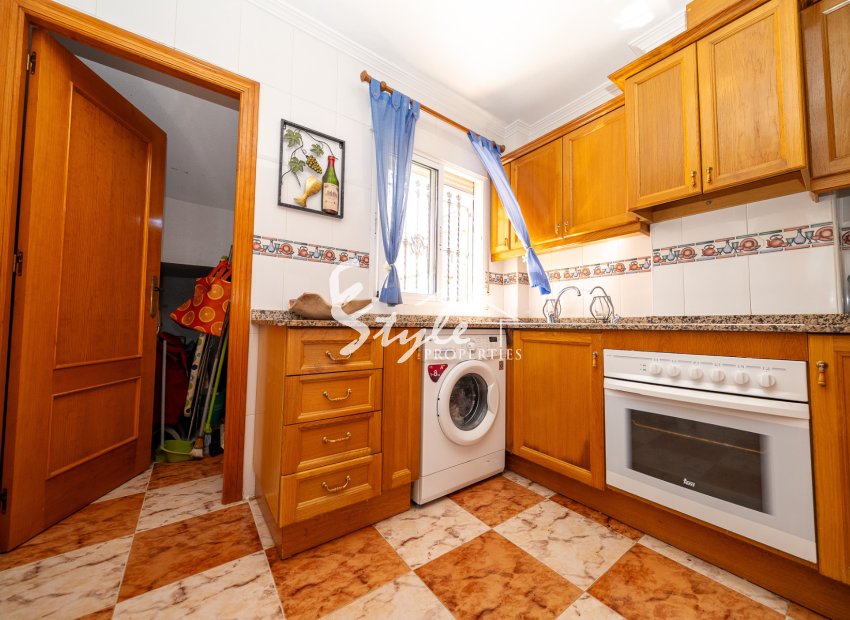 Resale - Villa - Playa Flamenca