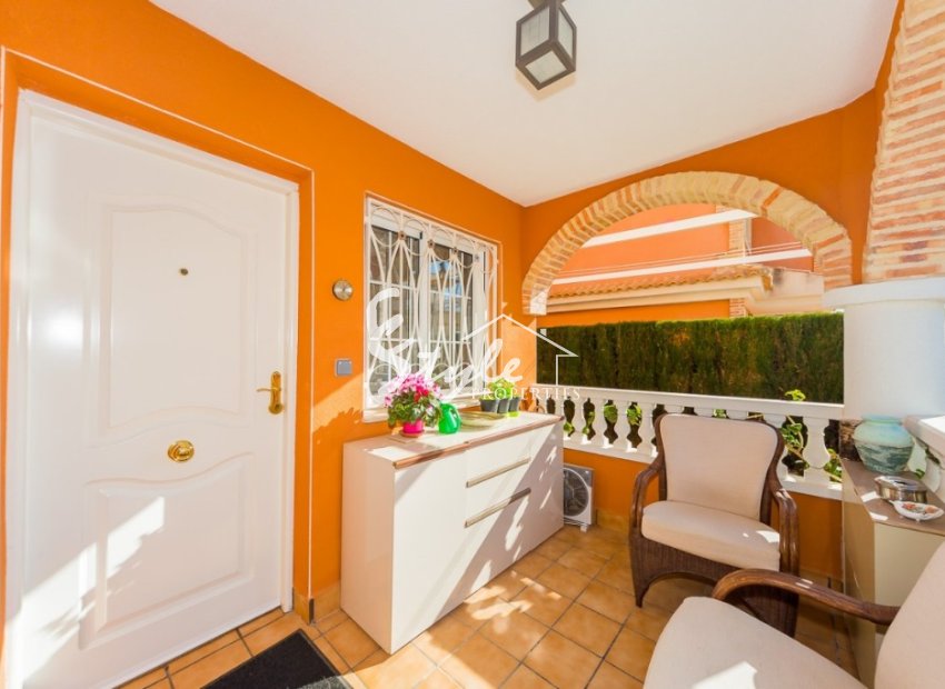 Resale - Villa - Playa Flamenca