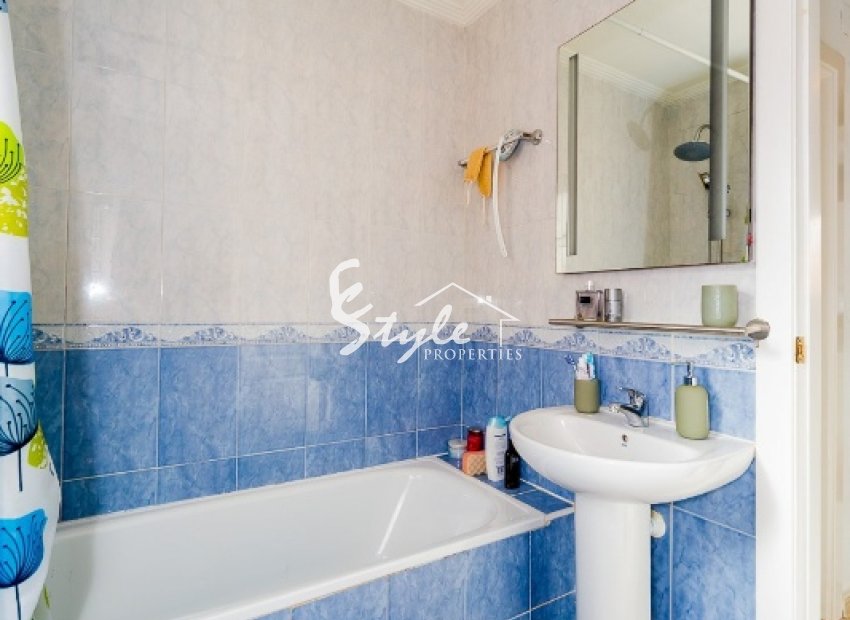 Resale - Villa - Playa Flamenca