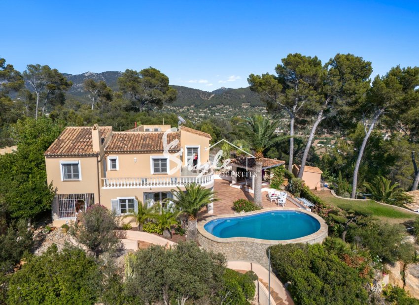 Resale - Villa - Port d'Andratx - Andratx