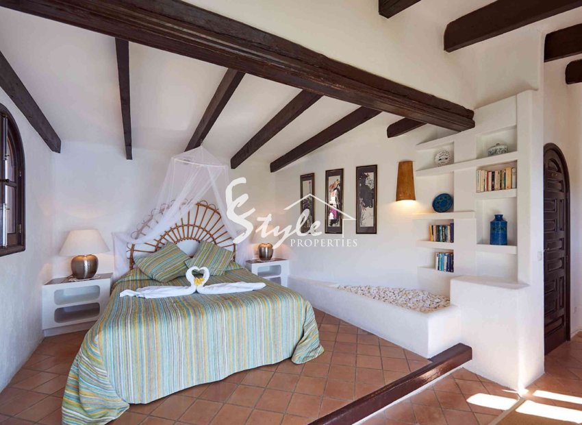 Resale - Villa - Port d'Andratx - Andratx