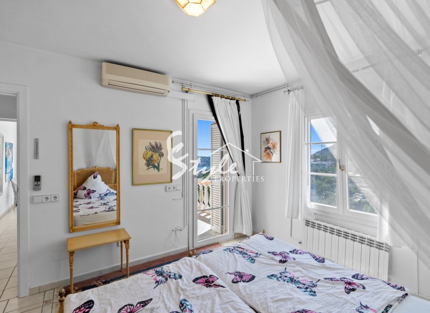 Resale - Villa - Port d'Andratx - Andratx