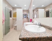 Resale - Villa - Punta Prima