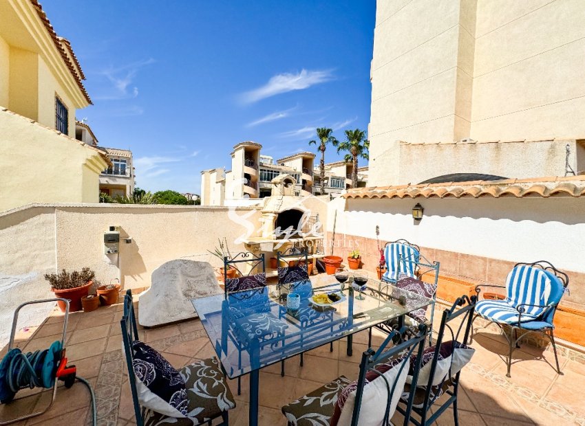 Resale - Villa - Punta Prima