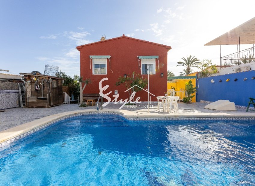 Resale - Villa - Punta Prima