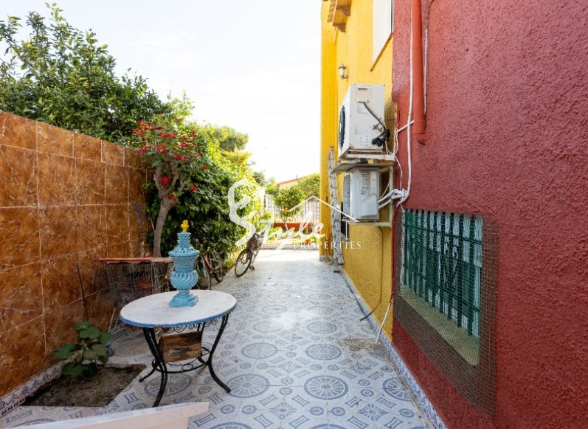 Resale - Villa - Punta Prima