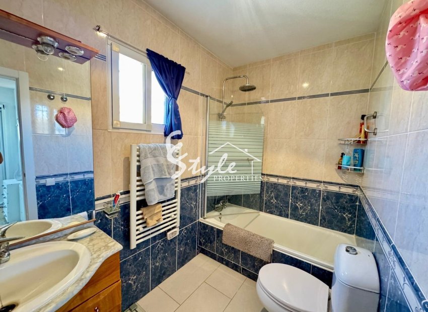 Resale - Villa - Punta Prima