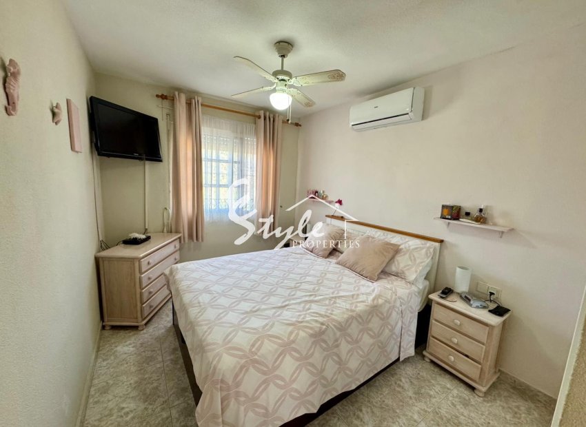 Resale - Villa - Punta Prima