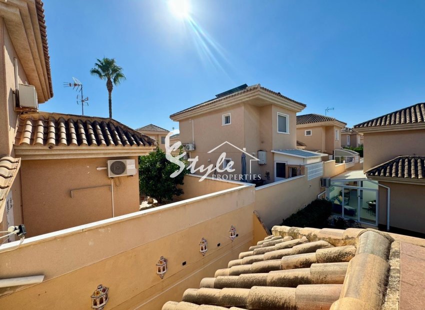 Resale - Villa - Punta Prima