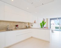 Resale - Villa - Punta Prima