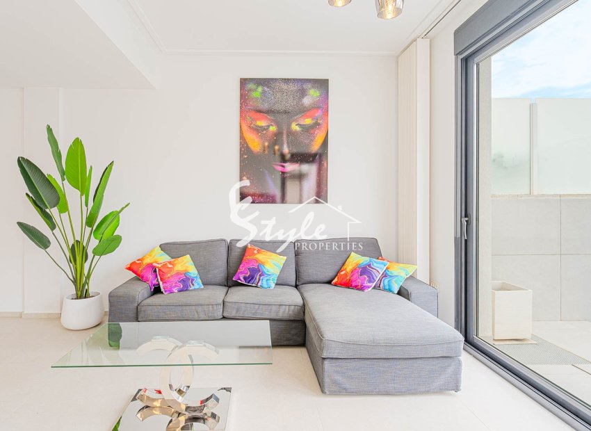 Resale - Villa - Punta Prima