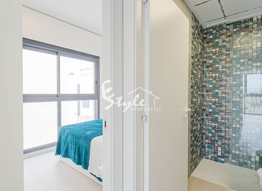 Resale - Villa - Punta Prima