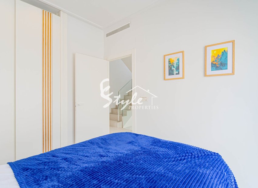 Resale - Villa - Punta Prima