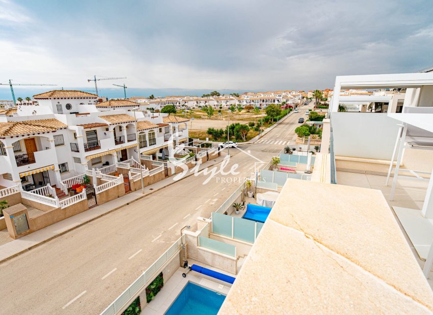 Resale - Villa - Punta Prima