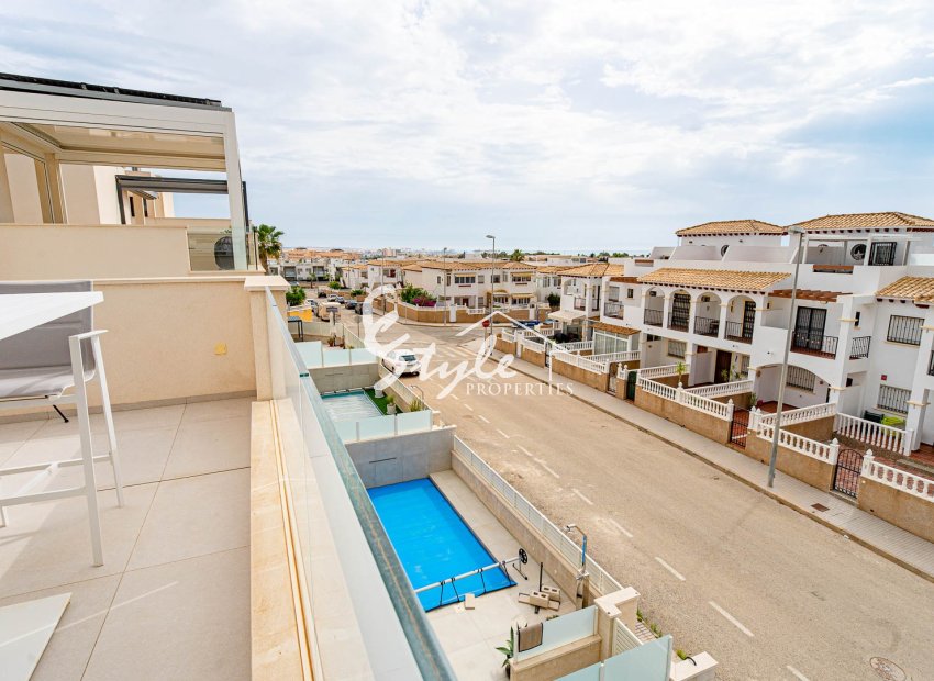 Resale - Villa - Punta Prima