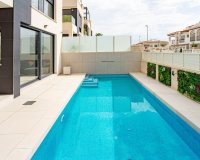 Resale - Villa - Punta Prima