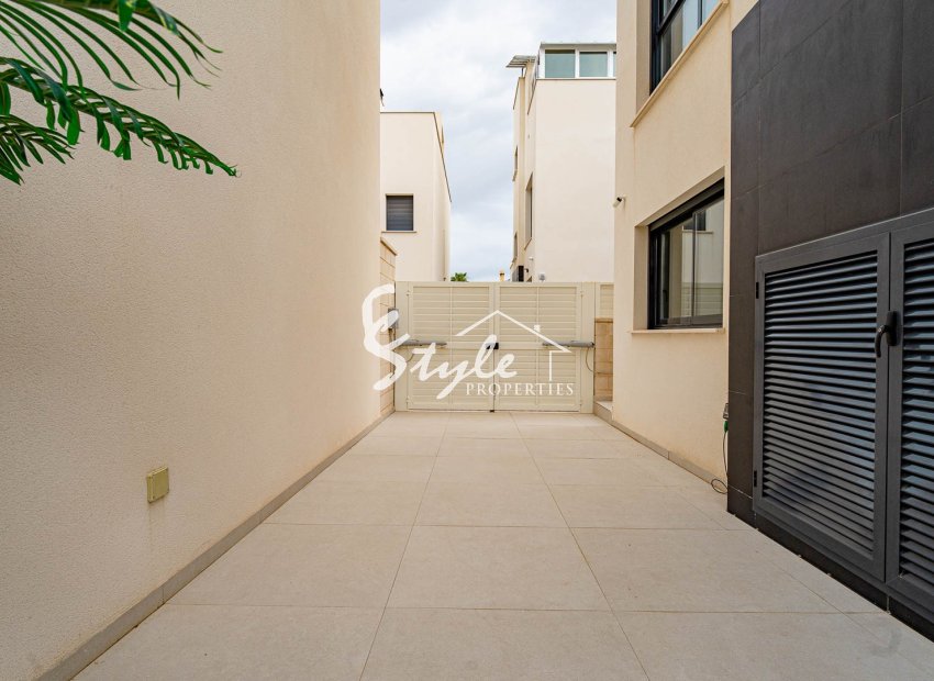 Resale - Villa - Punta Prima