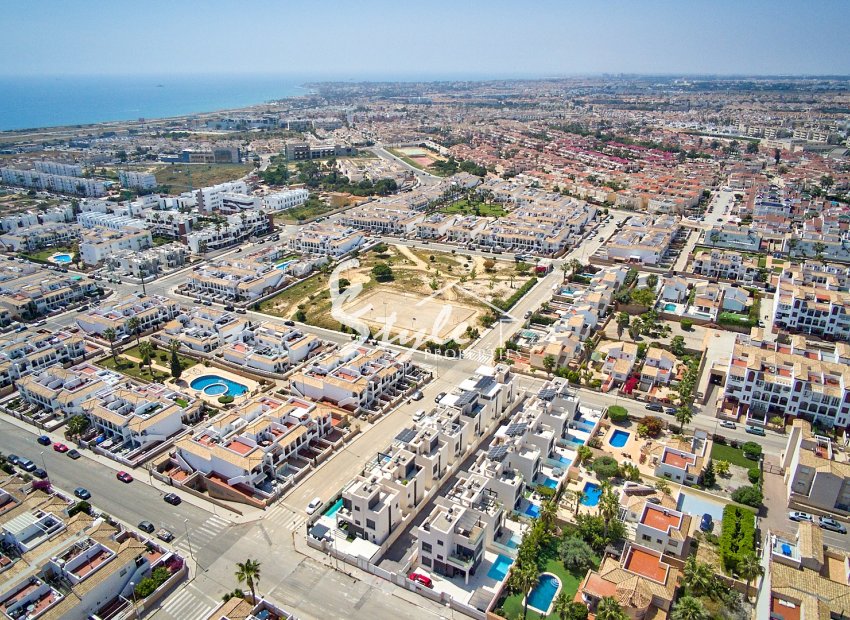 Resale - Villa - Punta Prima