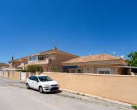 Resale - Villa - Punta Prima