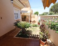 Resale - Villa - Punta Prima