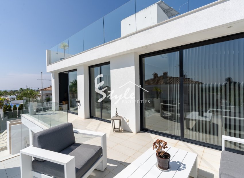 Resale - Villa - San Fulgencio - La Marina