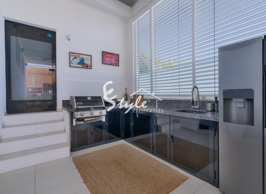 Resale - Villa - San Fulgencio - La Marina