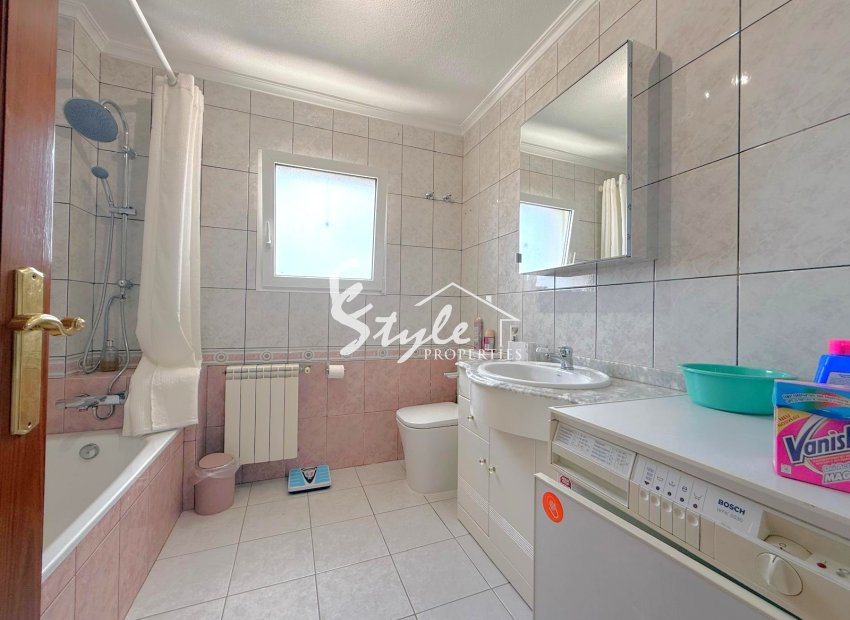 Resale - Villa - San Miguel De Salinas - BLUE LAGOON