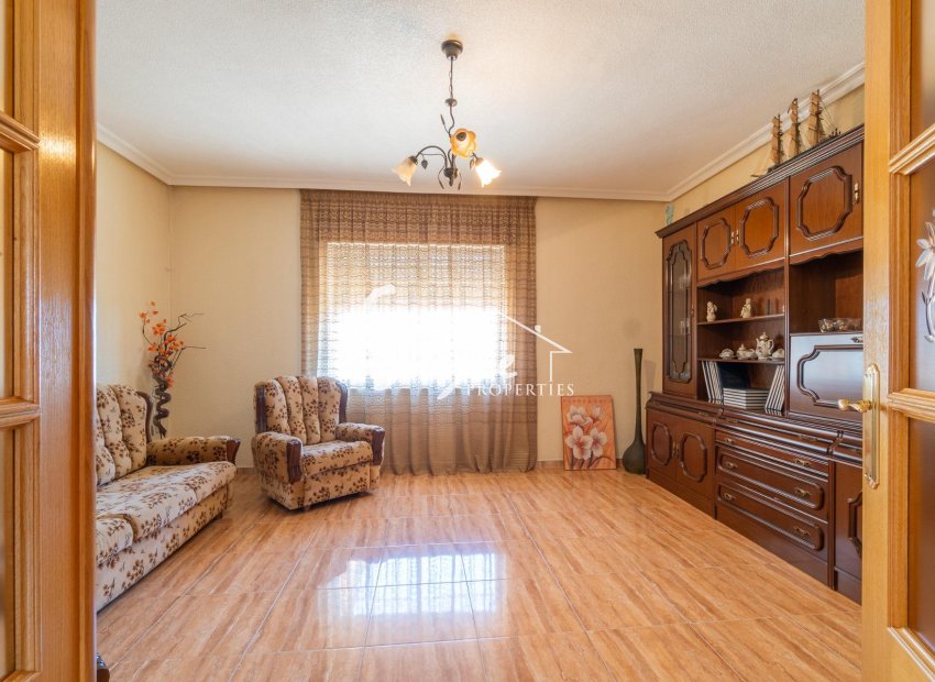 Resale - Villa - San Miguel De Salinas - Torremendo