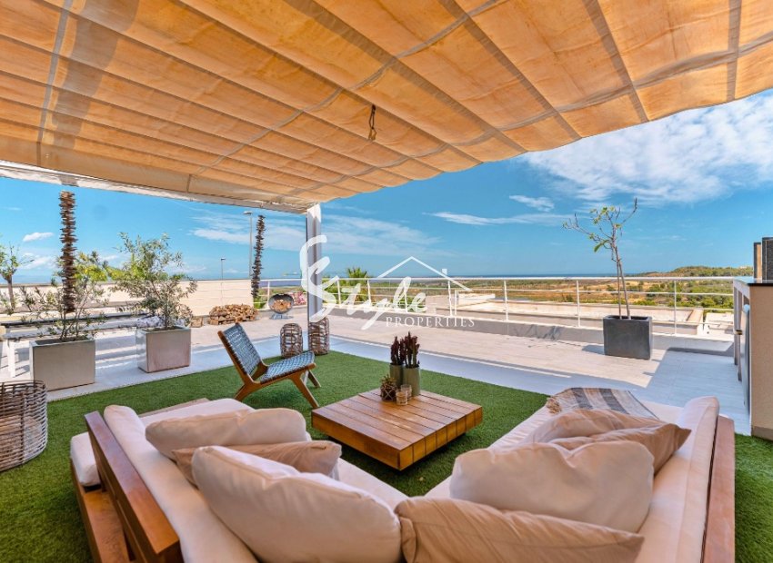 Resale - Villa - San Miguel De Salinas